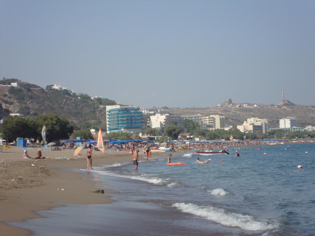 Beach Break Faliraki Exteriör bild